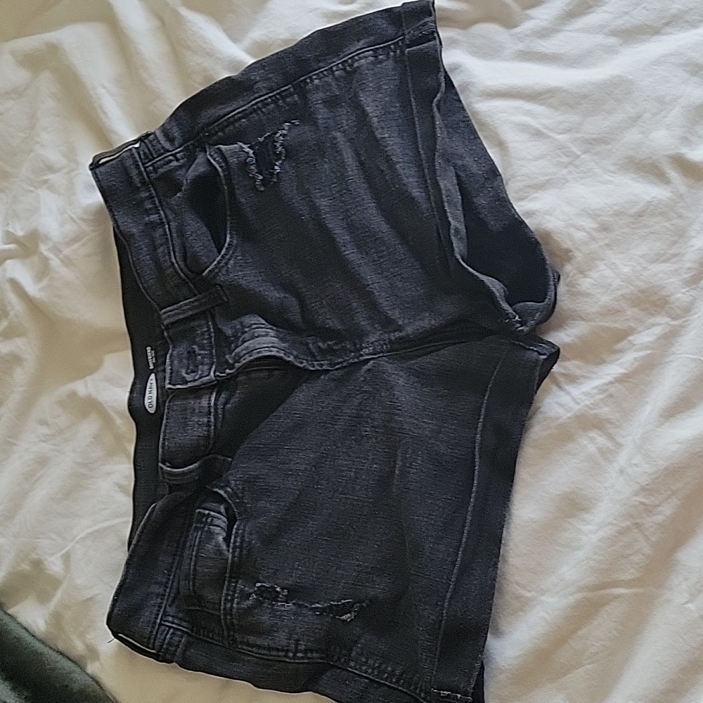 ON Black Boyfriend Shorts